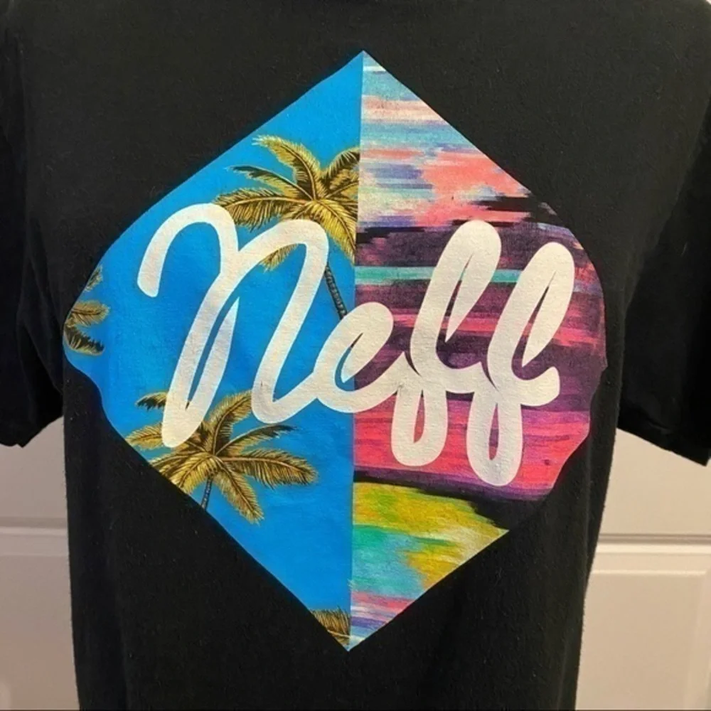 •Neff• short‎ sleeve tee